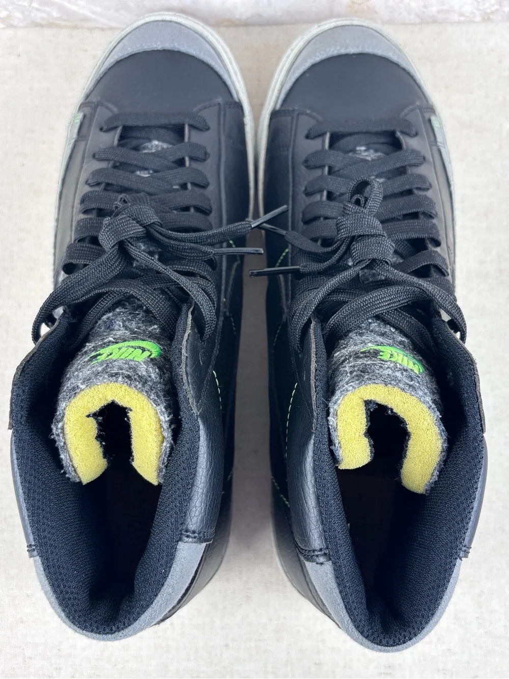 Nike Blazer Mid ‘77 Black Leather Fuzzy Swoosh Sneakers Men’s 12